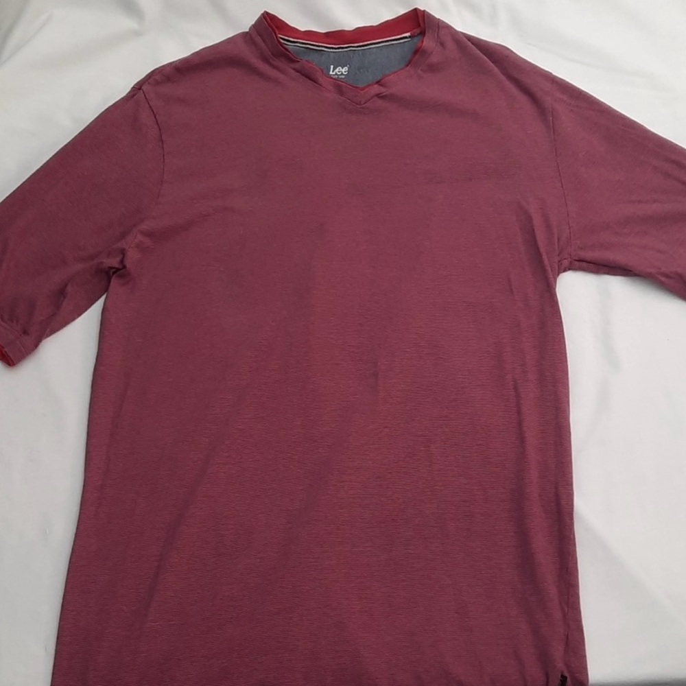 Lee Men's T Shirt - Size XLT